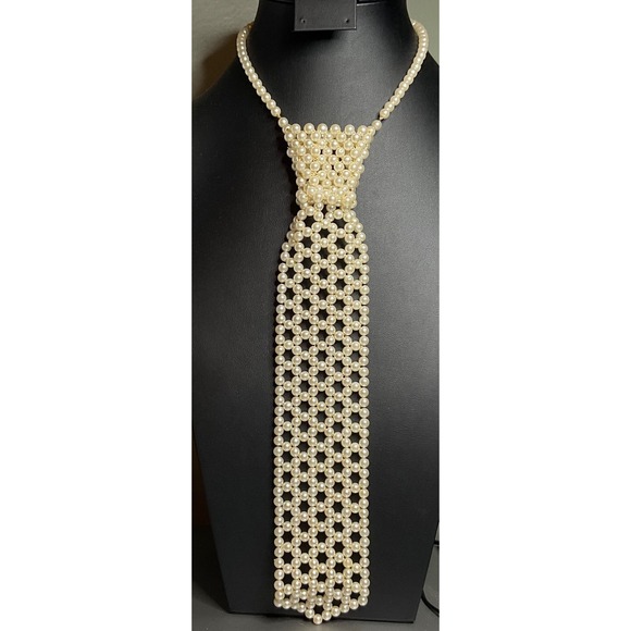 Jewelry - Vintage 1960s Faux Pearl Necktie 18"Drop 2"Extend Excellent Condition! Hong Kong